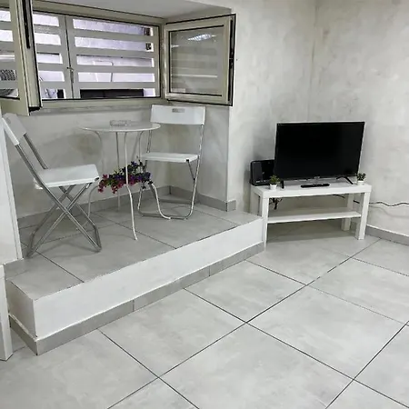 Maison Sabale' * Neapel