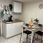 Maison Sabale' דירה
